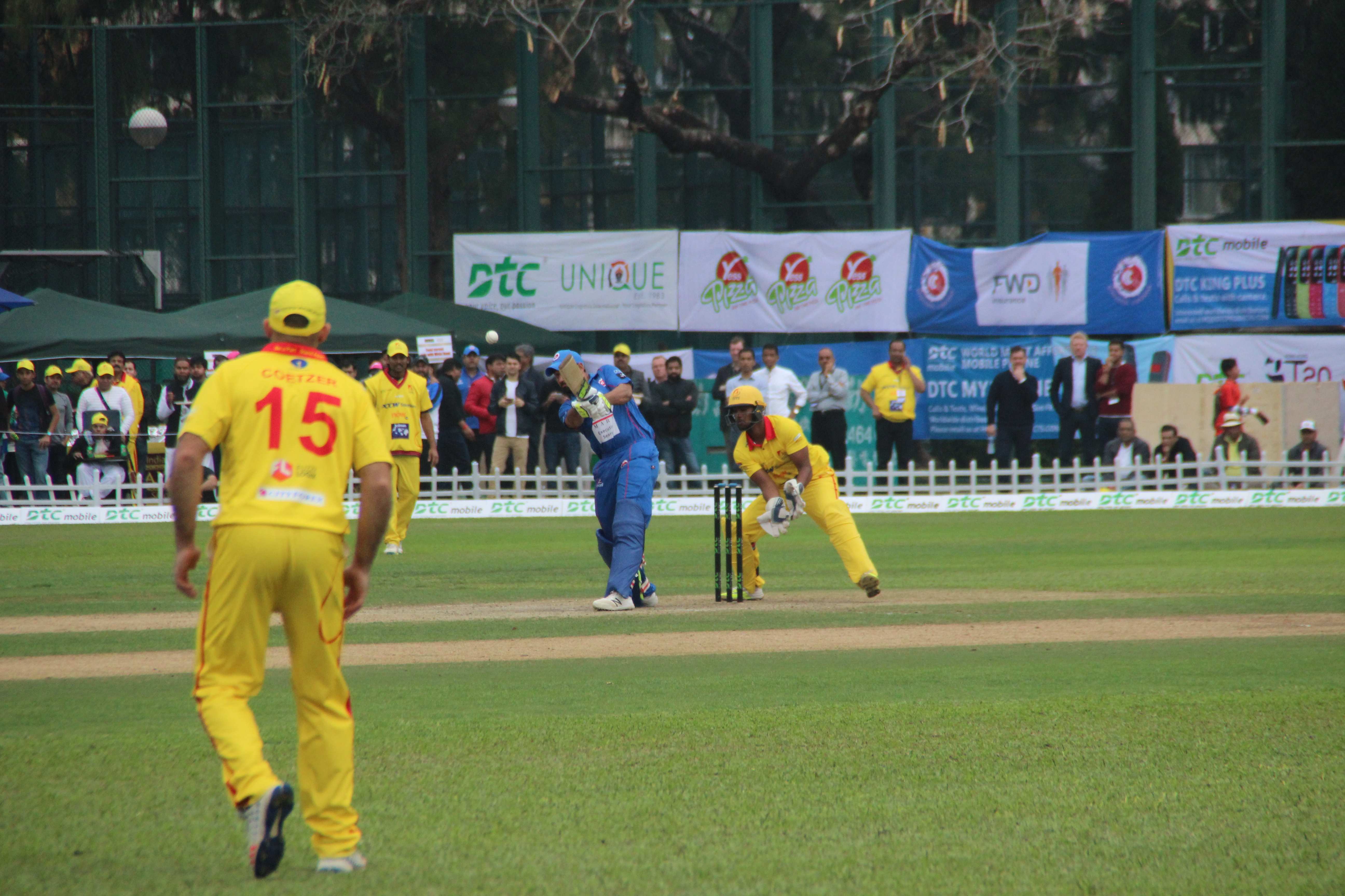 Wahab Riaz said Pakistan wicketkeeper-batsman Azam Khan can't lose 10kg in 10 days