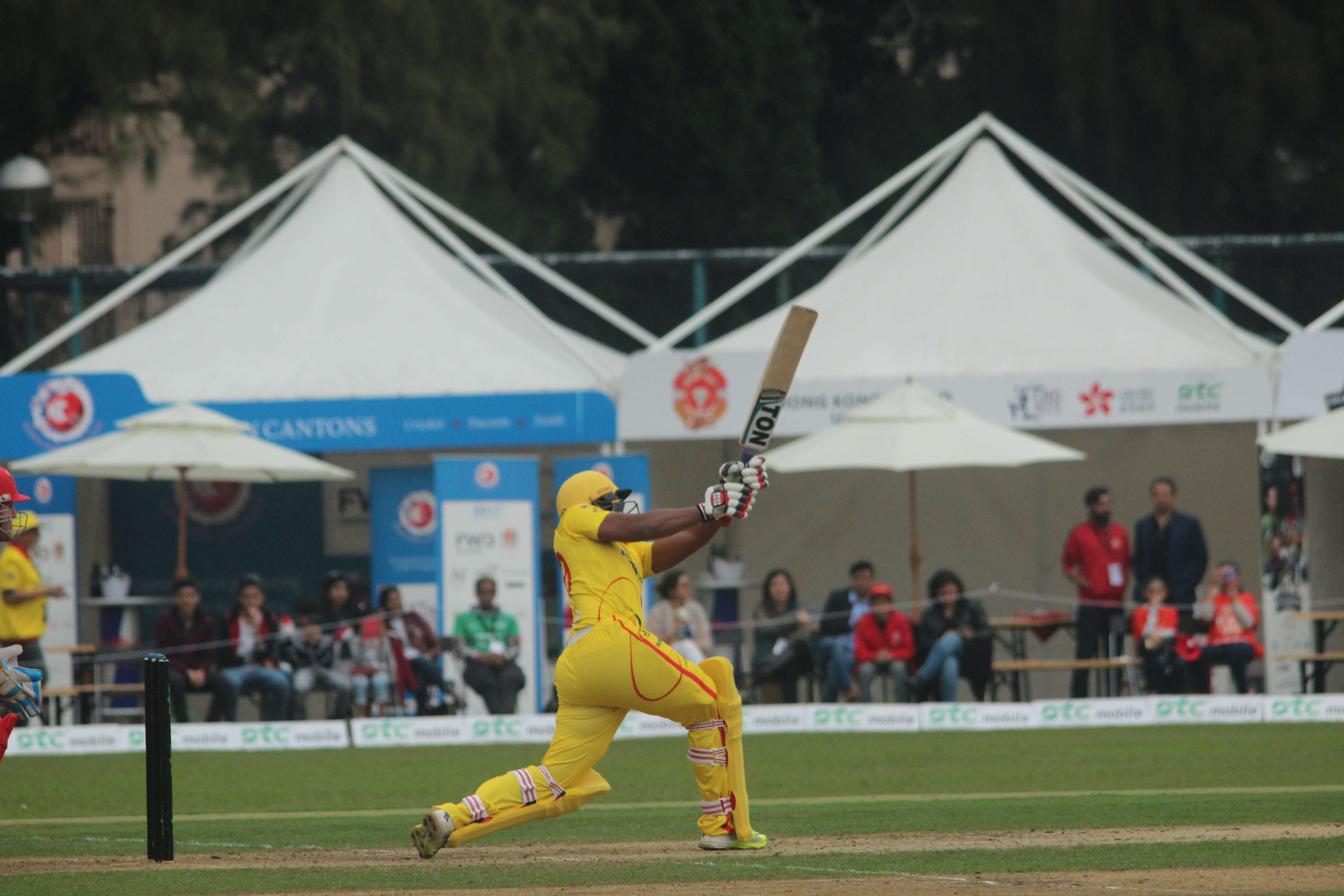 Pakistan batsman Fakhar Zaman said he prefers to open the batting for the Lahore Qalandars in PSL 9